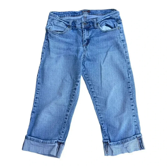 Sweet Vibes Pants - Sweet Vibes Capri Jeans. Size 9